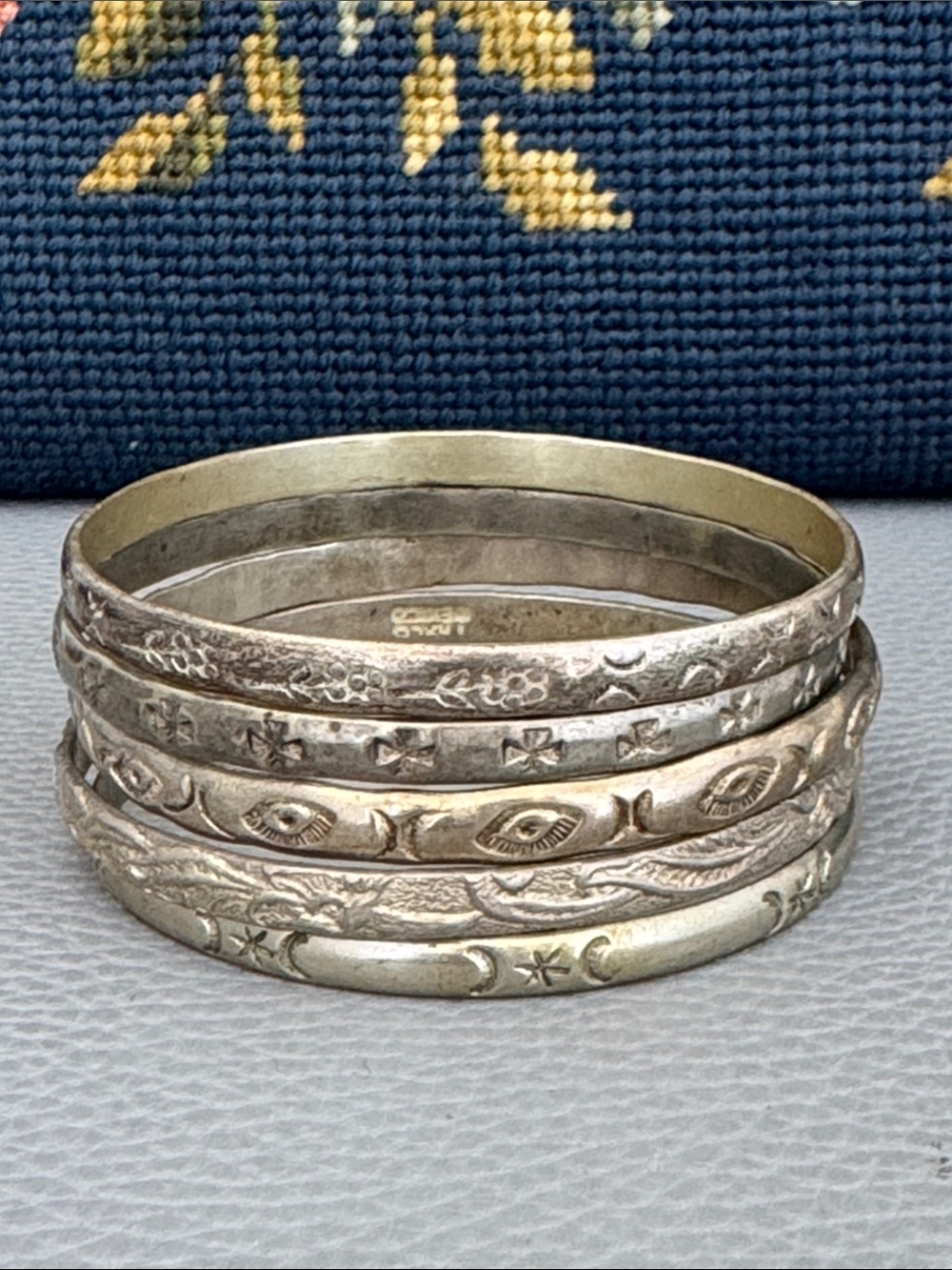 SET OF FIVE 5 STERLING SILVER MEXICO BANGLE BRACELETS ONE TAXCO. 80.9g.